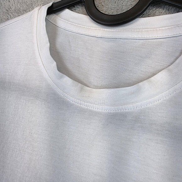 Vuori Shirt Womens Small White VW1168 Short Sleeve Crewneck Athletic Tee Top - Picture 7 of 9